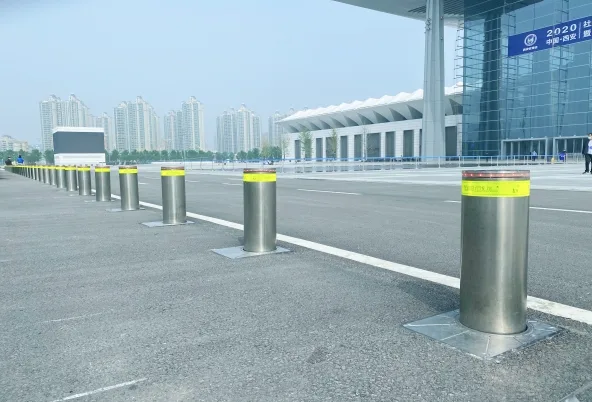 交通警示桩